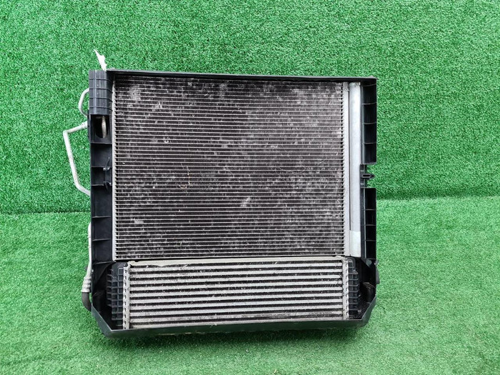 Кассета радиаторов BMW X5 F15 X6 F16 (2013-2018)