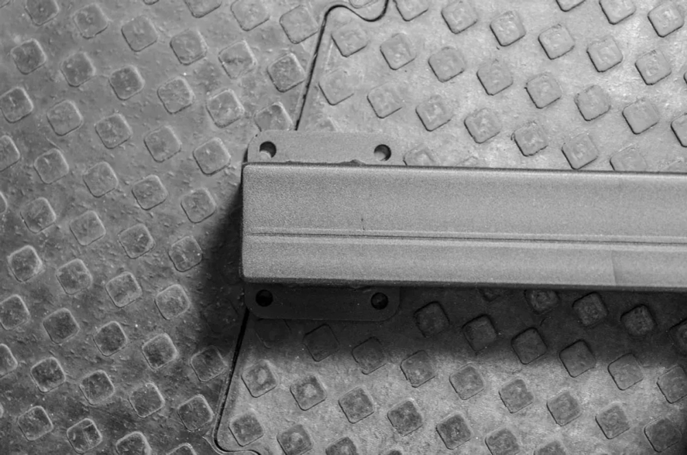 Стойка для дисков напольная