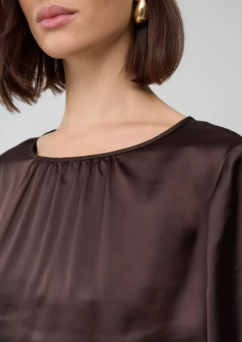 Атласная блузка Black Label