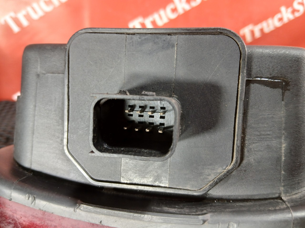 Фонарь задний левый 2019г.