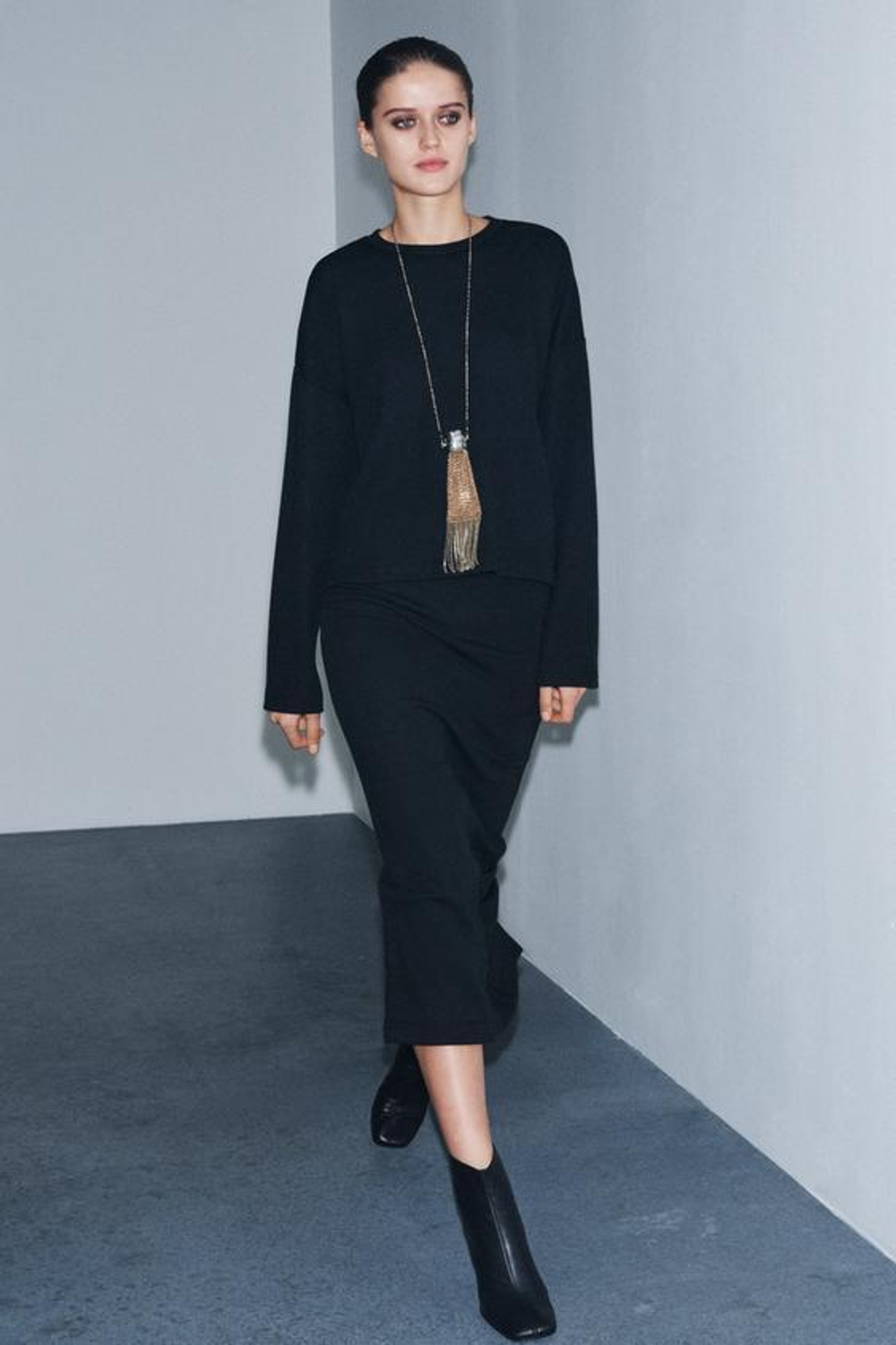 ZARA ЮБКА МИДИ ИЗ МЯГКОЙ ТКАНИ, ЧЕРНЫЙ МЕЛАНЖ