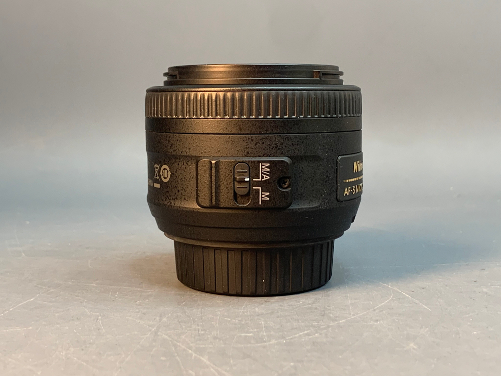 Nikon 35mm 1.8G AF-S DX Nikkor