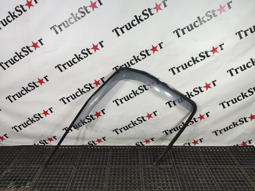 Уплотнитель стекла двери левой