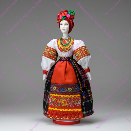 Сувенирная кукла в южно-русском костюме в переднике