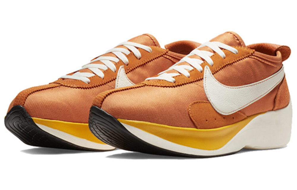 Кроссовки Nike Moon Racer