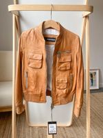 Кожаная куртка Dsquared2