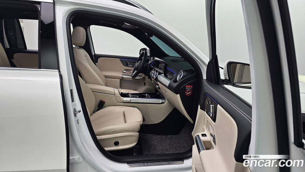 Mercedes-Benz GLB-Class X247 GLB200 d (04.2023)