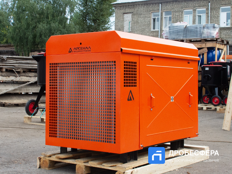 Компрессор ЗИФ-СВЭ-5,2/0,7 в кожухе