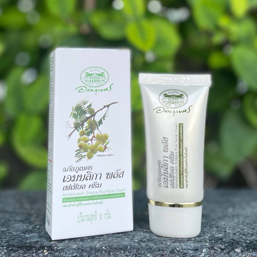 Крем для лица на основе экстрактов Центеллы, Огурца, Эмблики Emblica Plus Facial Cream Abhaibhubejhr