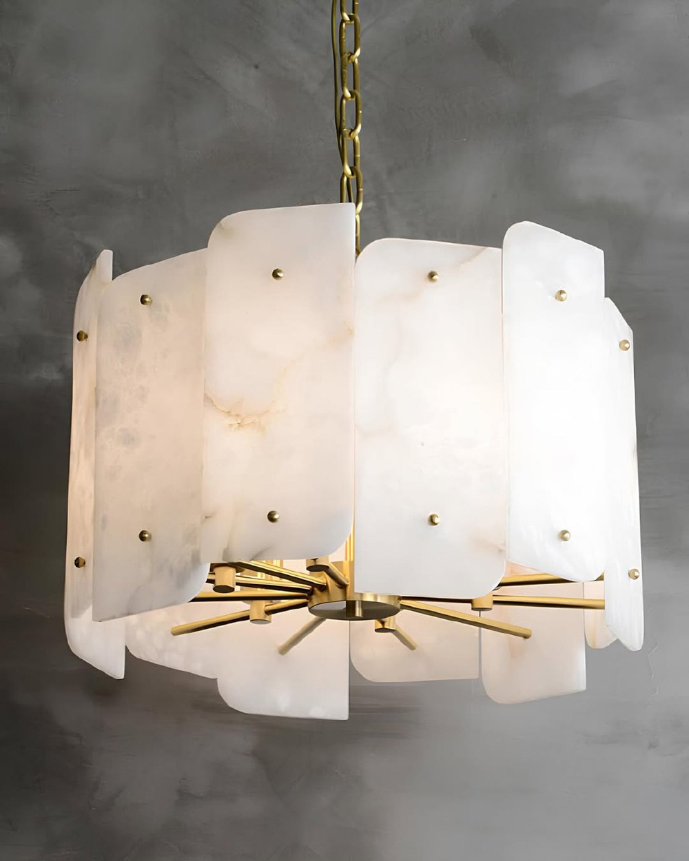 Стильная люстра с каменными пластинами ✨