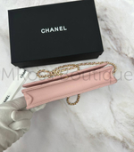Пудровый кошелек на цепочке Chanel Woc премиум класса