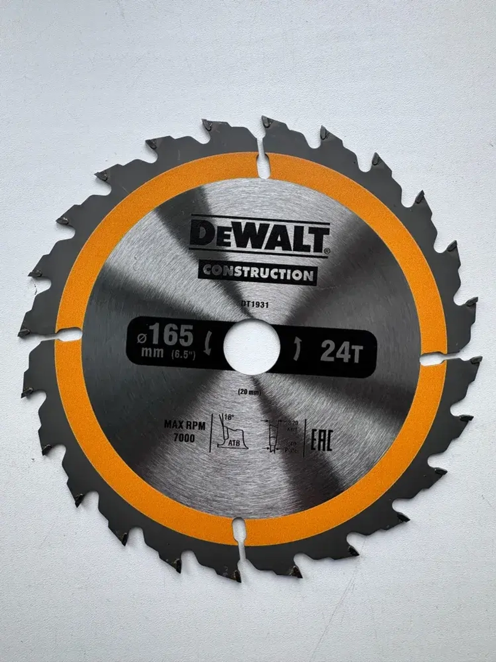 Диск Пильный по дереву Dewalt 165x24x20