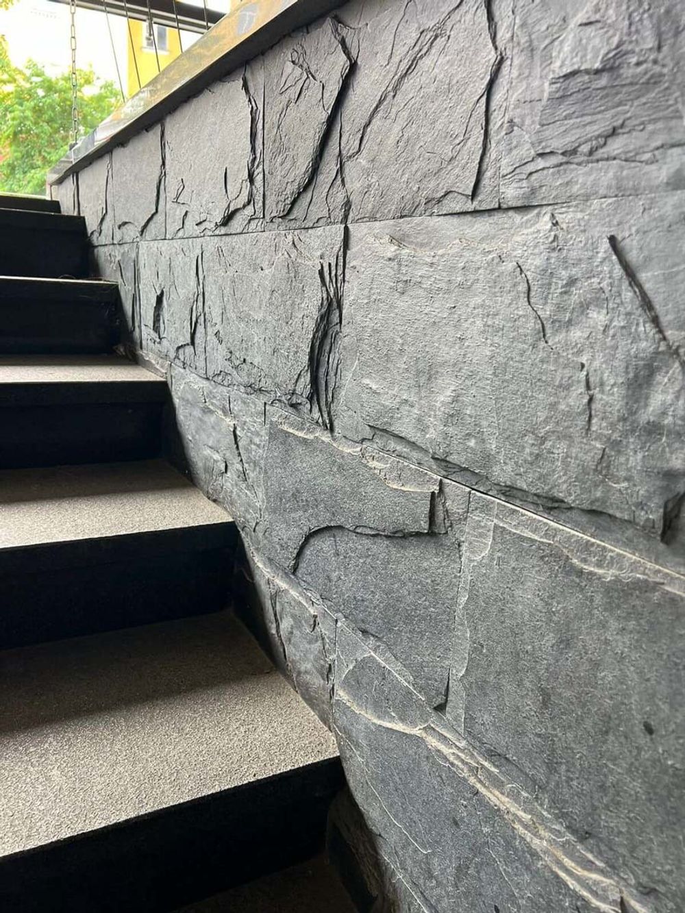 Плитка-сланец черный Mushroom Pharaon 200x400x10-20