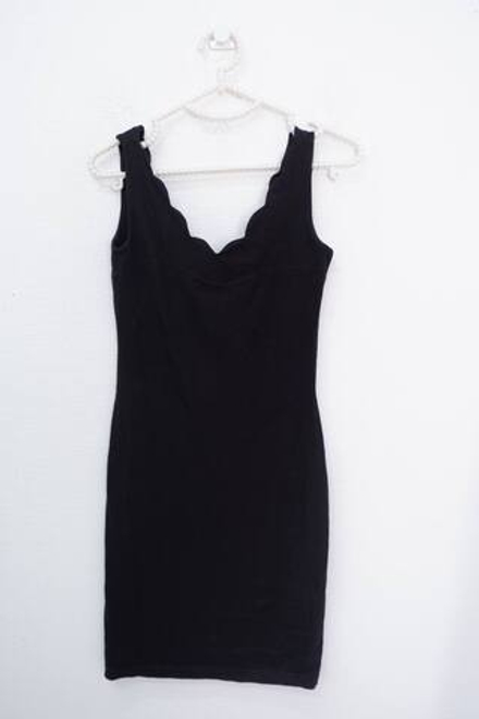 Платье Asos практичное 40 размер