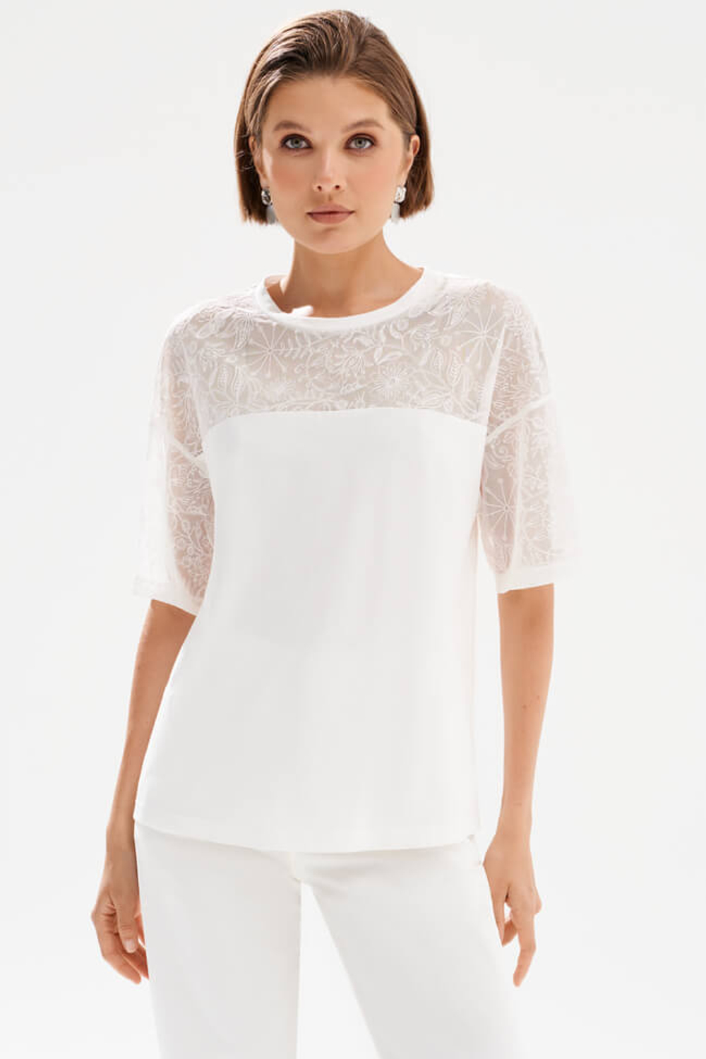 23505 Футболка женская (белый)