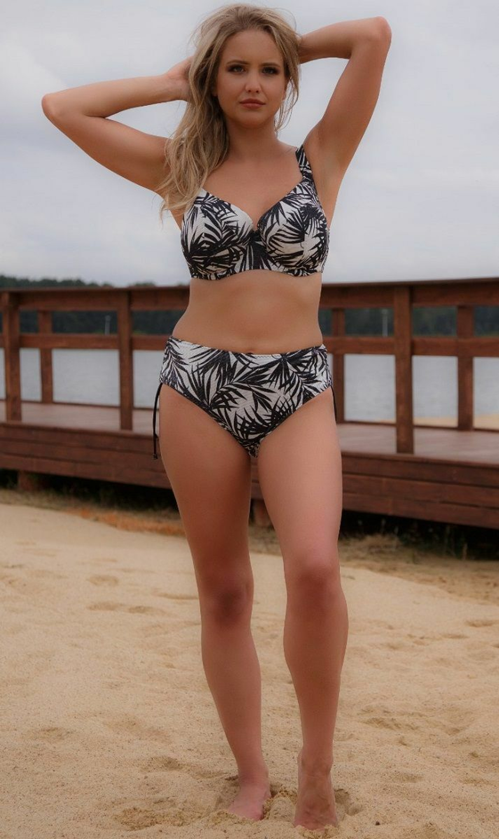 Плавки с регуляцией из ткани с растительным принтом с люрексом (Размер: 4X) (Цвет: черный с белым)