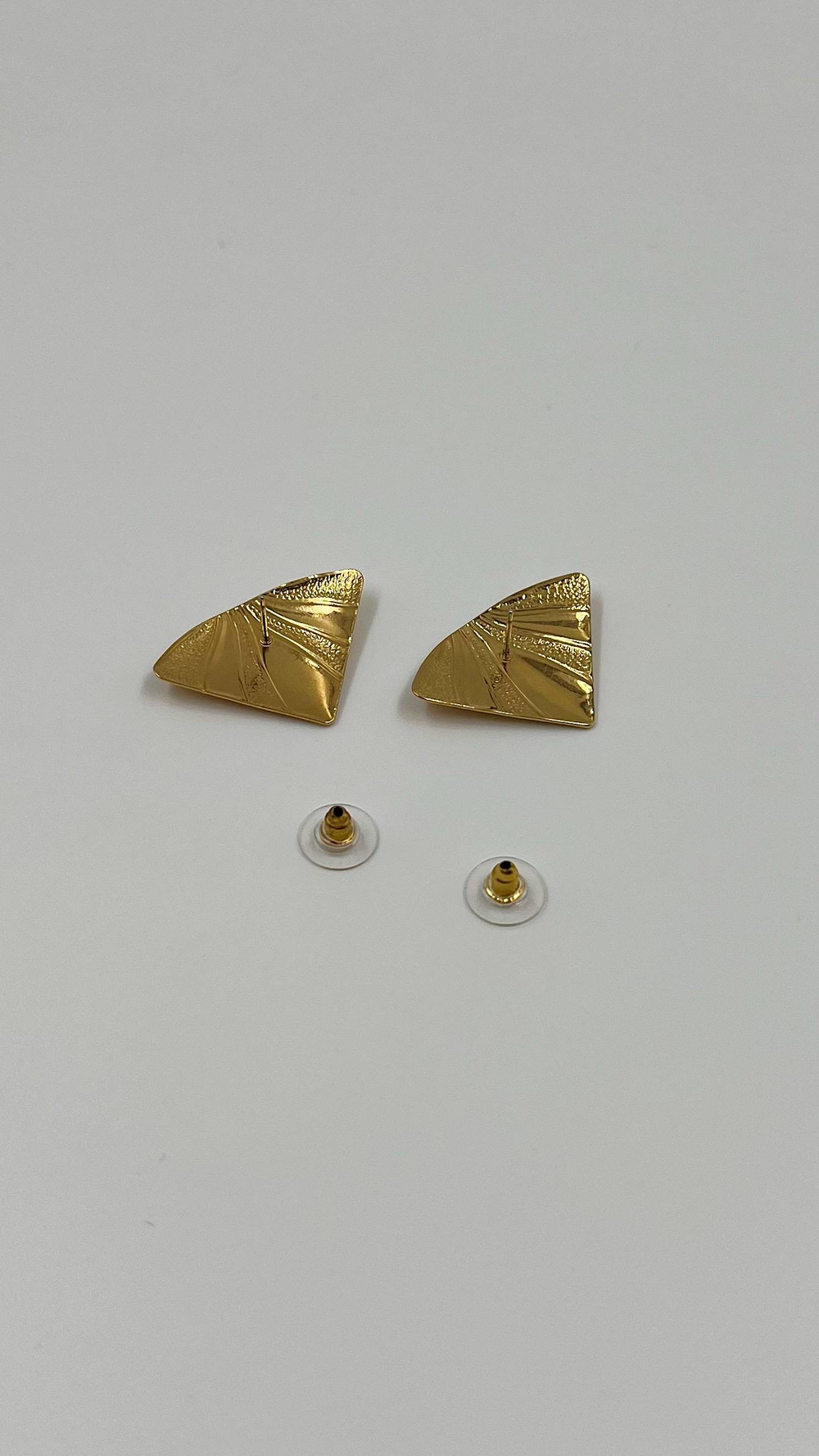 Серьги треугольные