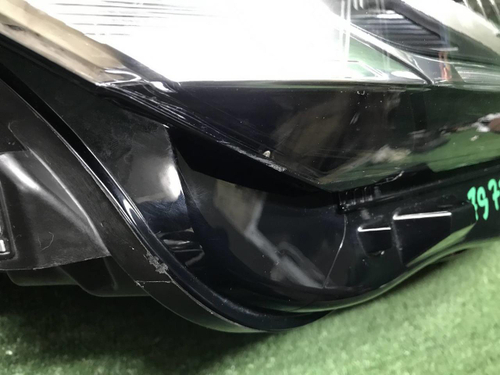 Фара правая VW Touareg 3 (2018-2023) LED