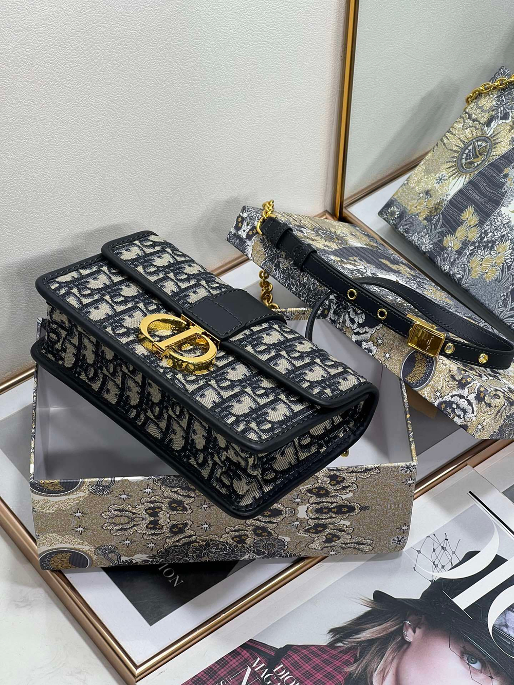 Christian Dior 30 Montaigne East-West Bag with Chain