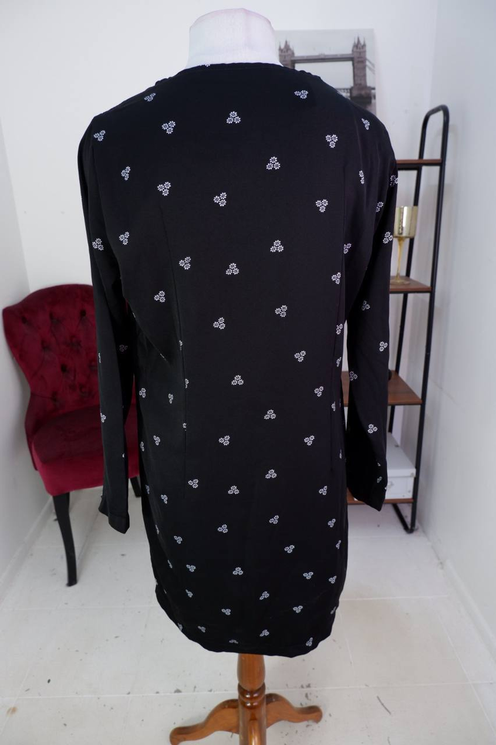 Платье для городских будней, визуально на 46 размер