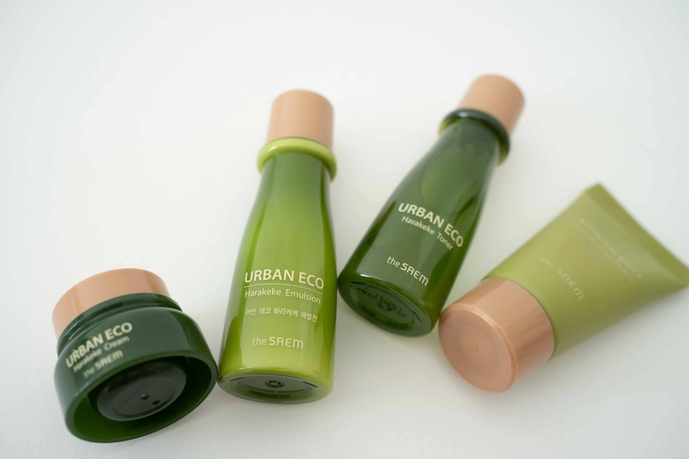 Набор для путешествий The Saem Urban Eco Harakeke Travel 4 Kit 31ml,31ml,8ml,25g