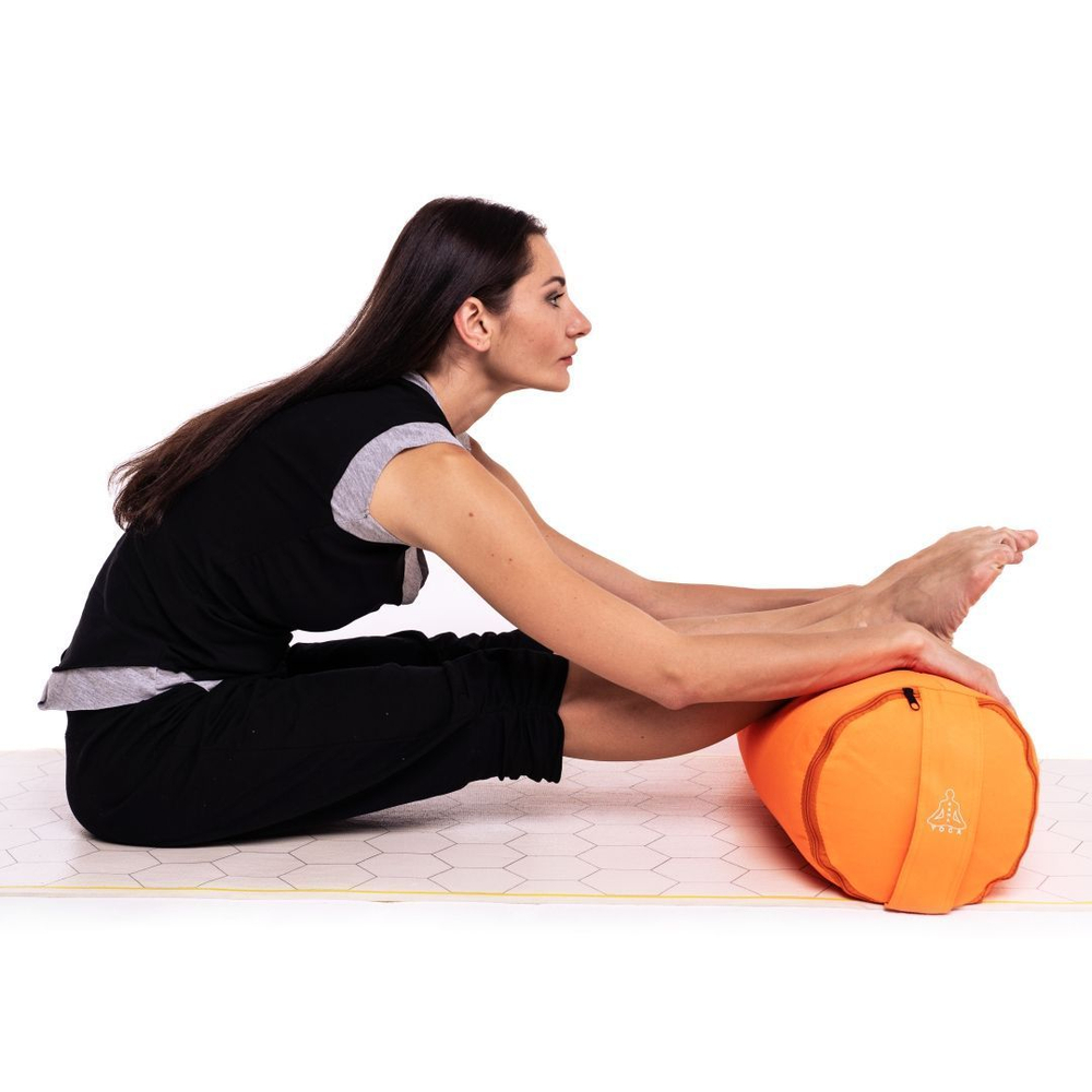 Болстер для йоги из гречихи разных размеров Рамайога