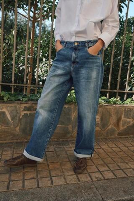 ZARA ДЖИНСЫ Z.07 RELAXED FIT СО СРЕДНЕЙ ПОСАДКОЙ И ОТВОРОТАМИ, СИНИЙ