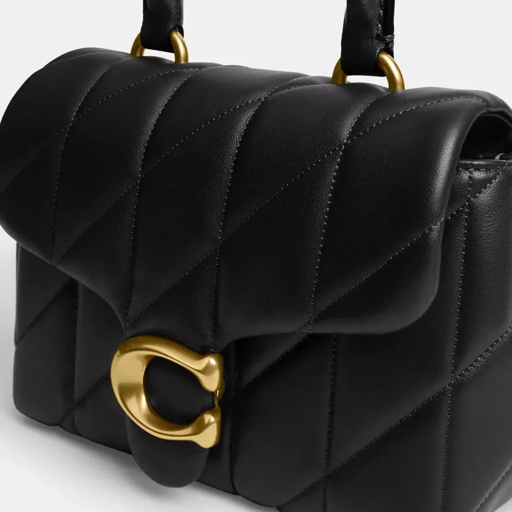 COACH СУМКА TABBY С РУЧКОЙ СВЕРХУ И СТЕЖКОЙ, ЧЕРНЫЙ