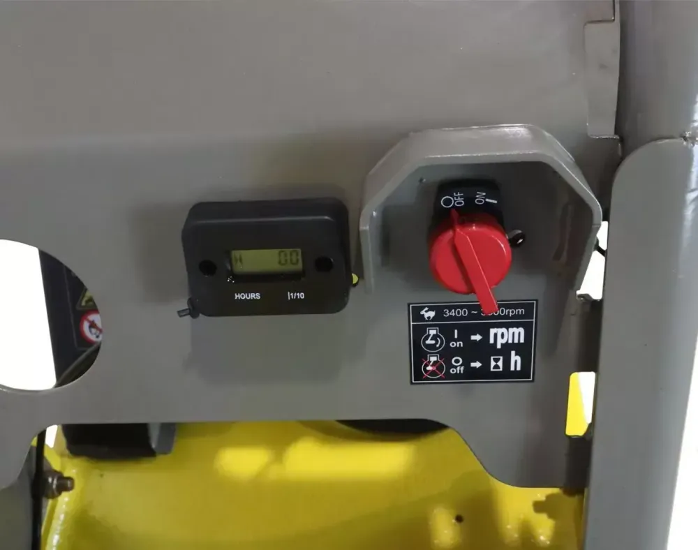 Виброплита реверсивная Vibromatic HPR-160PRO гидравлика - [156 кг / 30 кН / Honda GX200]