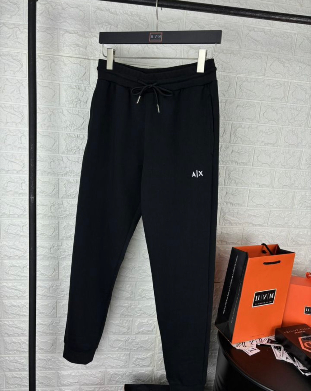 Спортивные штаны Armani Exchange