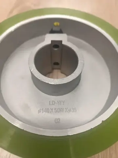 Ролик прижимной полиуретановый для четырехстороннего станка, размер 140х35х50мм (зелёный)