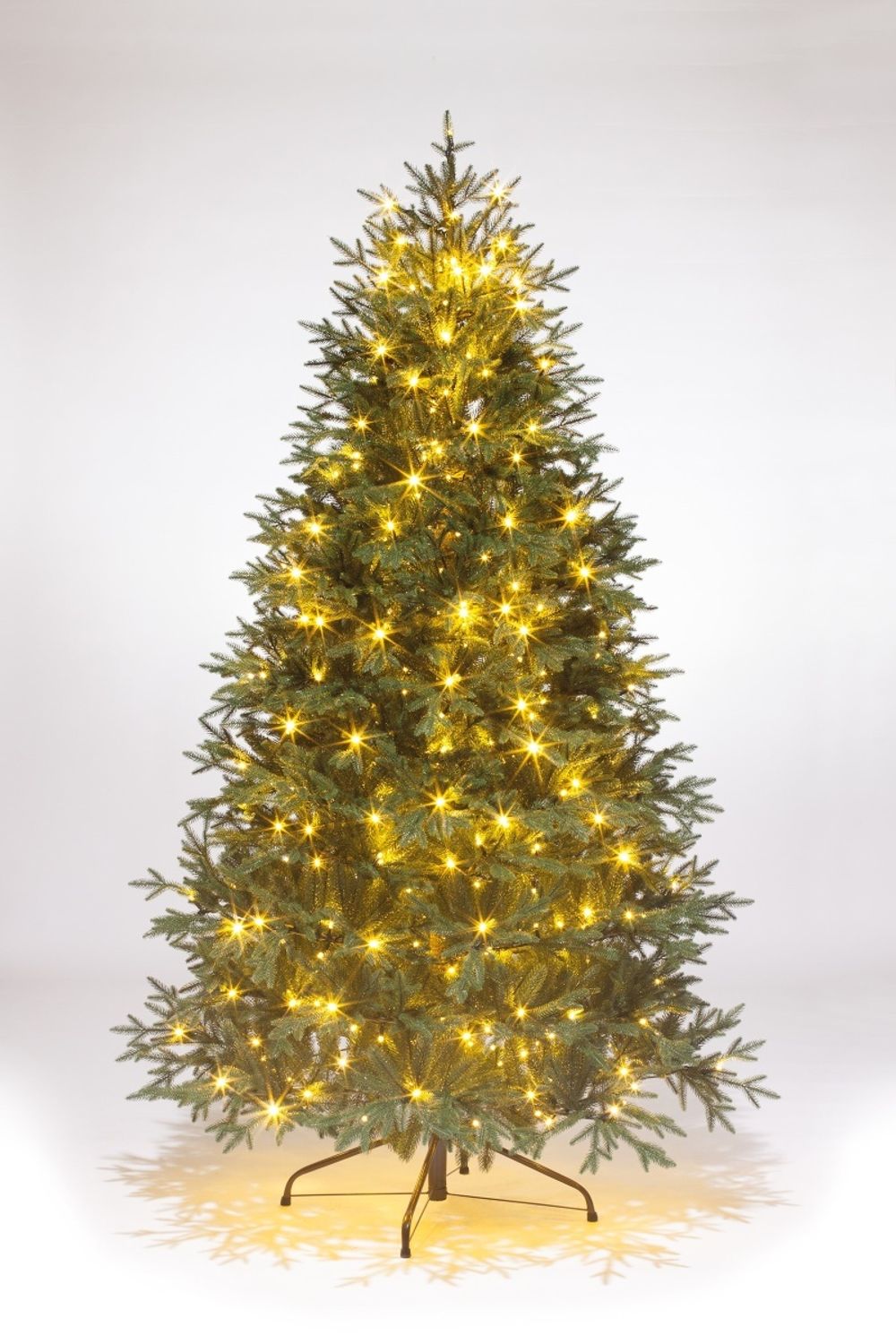 Елка с гирляндой встроенной «Эльга» (Литая хвоя) 250 см / 2,5 м