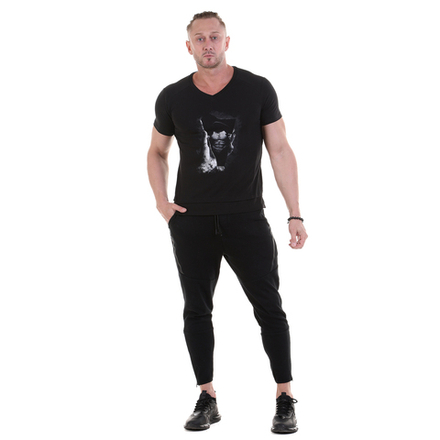 Мужская футболка с v-вырезом черная с принтом Sesmik V002-1