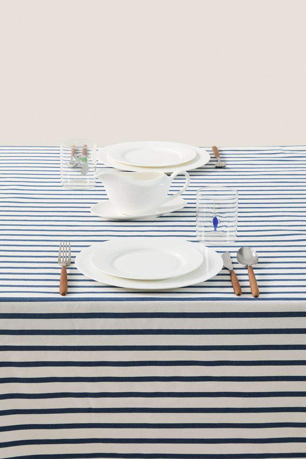 ZARA HOME ОВЕРЛОЧНАЯ ПОЛОСАТАЯ СКАТЕРТЬ, СИНИЙ