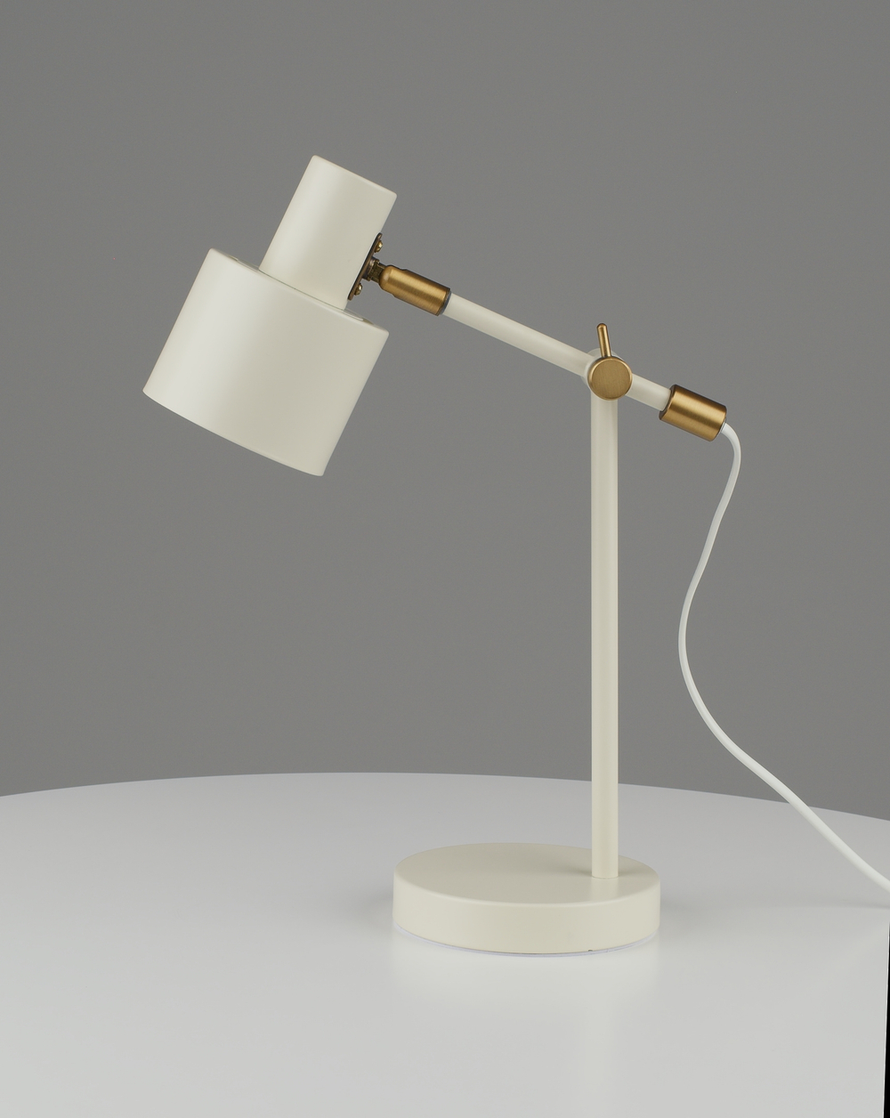 Лампа настольная Moderli V11264-1T Artis