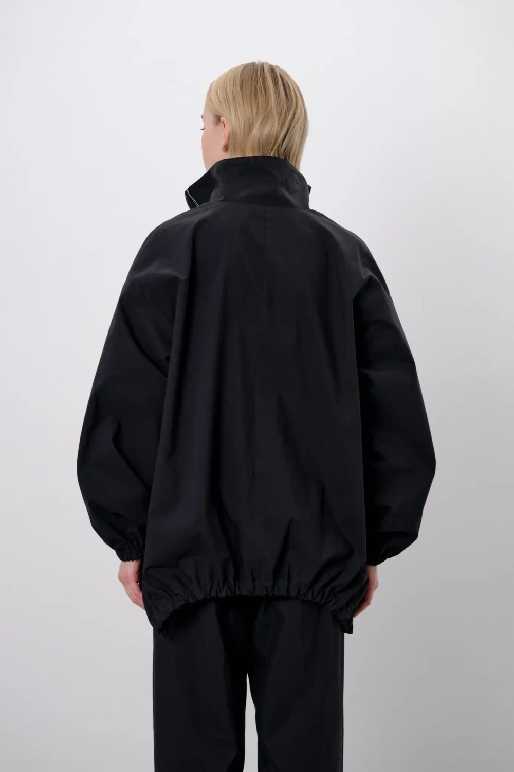 Олимпийка из плащевой ткани J3