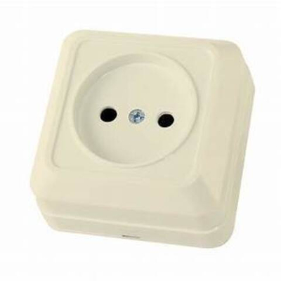 Розетка 1-местная сосна б/з 10А ОУ "Ладога"