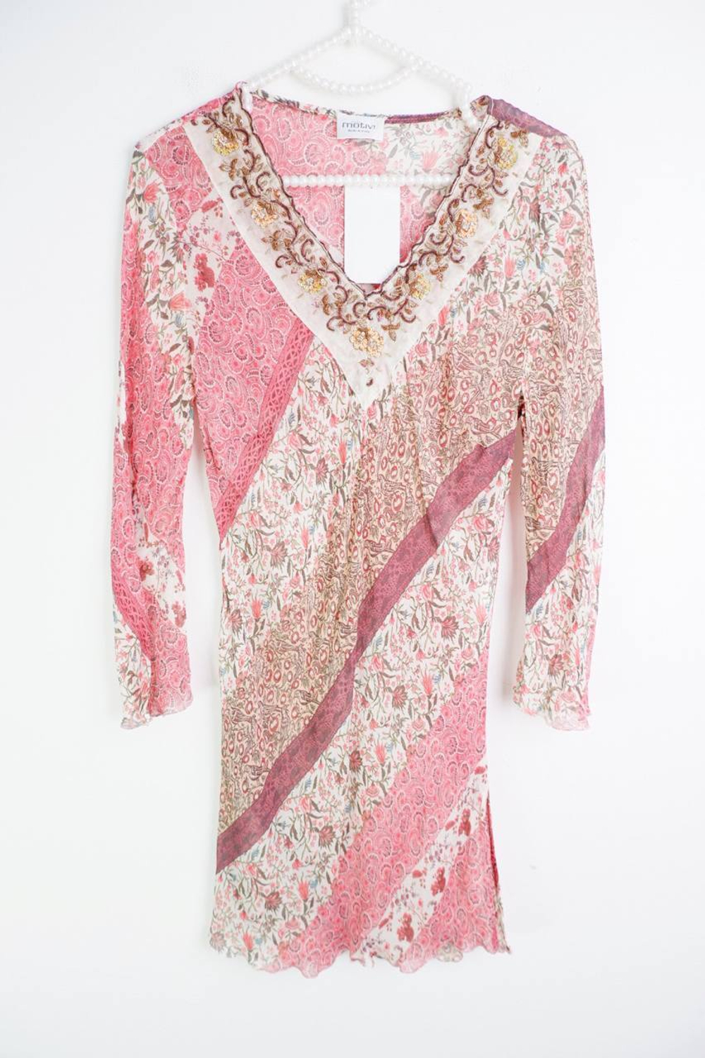 Платье Motivi с пайетками, маркировка 42, визуально на 48 размер