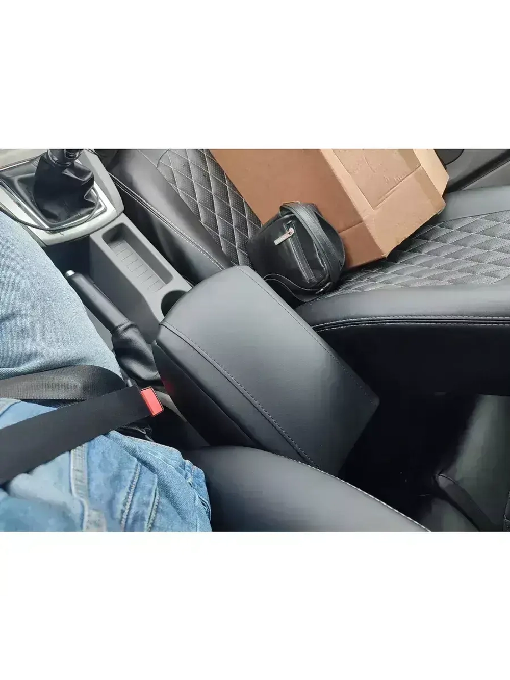 Подлокотник Форд Фокус 2 (2008-2011)