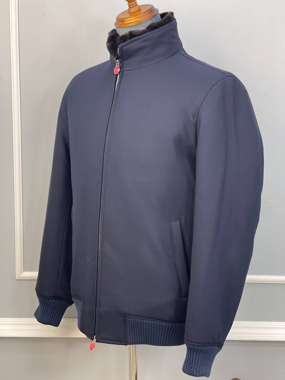 Кашемировая куртка Kiton с мехом внутри