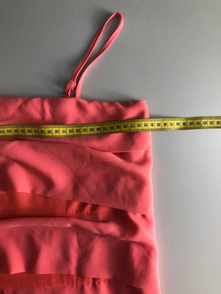 Платье Sela приятного оттенка, визуально на 42 размер