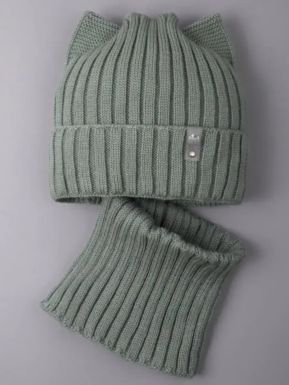 Шапка для девочки осенняя c ушками и снуд