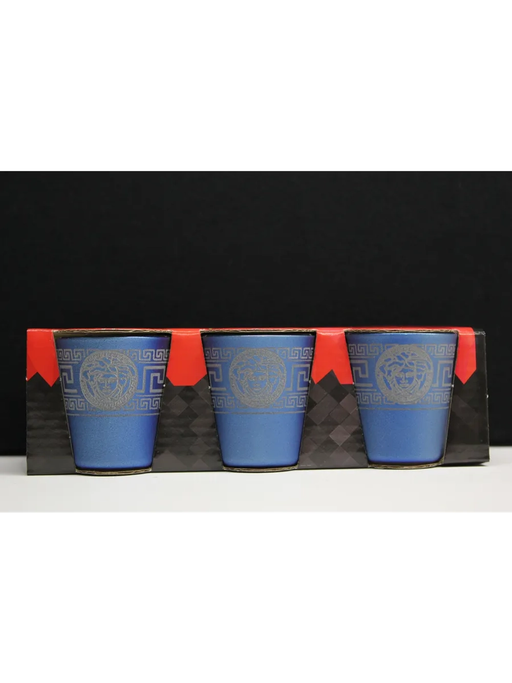 Стопка Этюд Версаче