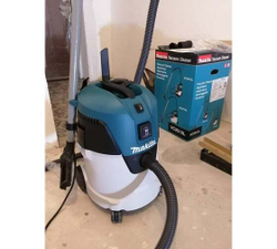 Пылесос Makita VC2512L