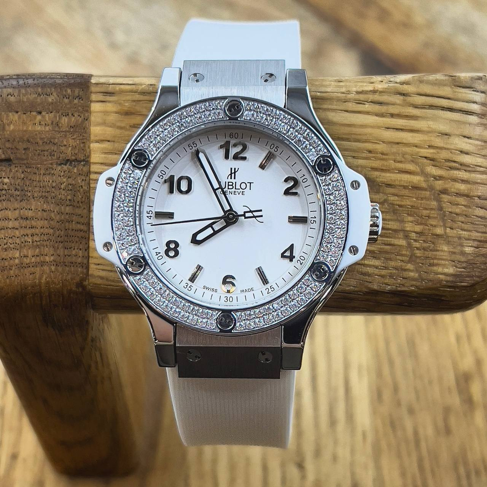 Часы Hublot