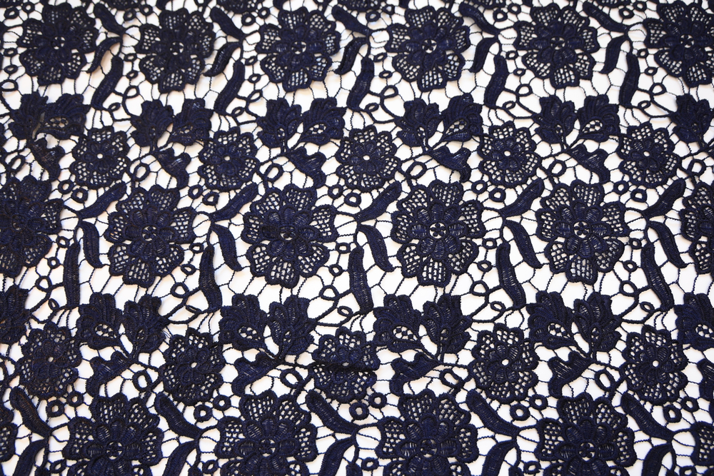 Кружевное полотно темно-синее