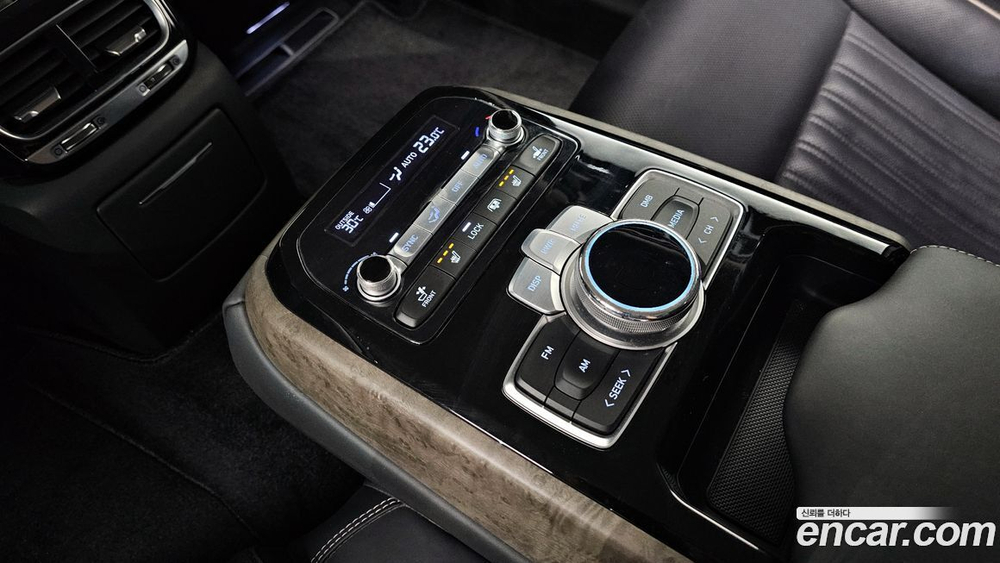Genesis G90 3.8 AWD (03.2020)