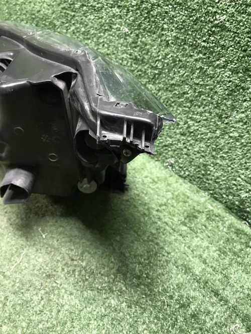 Битая Фара правая Nissan Qashqai 2 j11 (17-23) LED