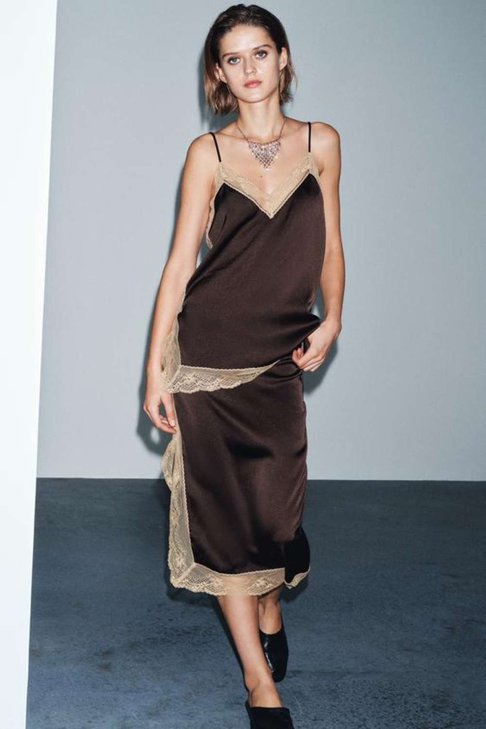 ZARA ЮБКА МИДИ С КРУЖЕВОМ — ZW COLLECTION, КОРИЧНЕВЫЙ