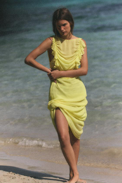 ZARA ДЛИННОЕ ПЛАТЬЕ ИЗ ЖОРЖЕТА, ЛИМОННО-ЖЕЛТЫЙ